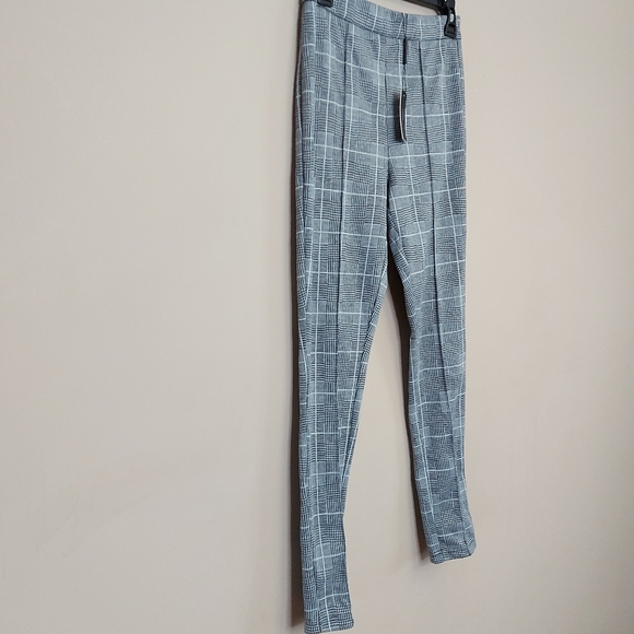 Romeo & Juliet Couture black and white tartan pull on stretch pants - Picture 2 of 9